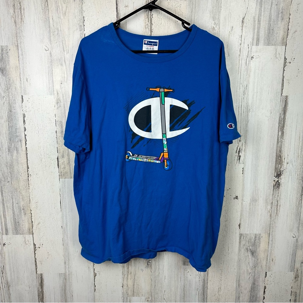 Champion | Vintage Graphic Tee Razor Scooter